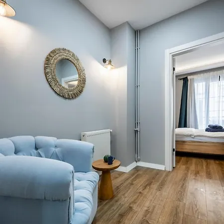 Stylishly Decorated 1br Flat With Ac In Cihangir Apartment *