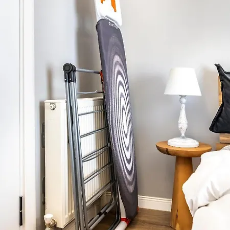 Stylishly Decorated 1br Flat With Ac In Cihangir